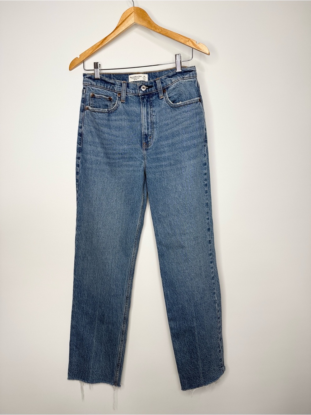 Abercrombie & Fitch High Rise Vintage Straight Jean 26XL